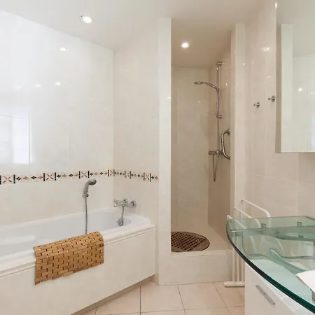 Sea View 95m With Large Terrace Croisette * Cannes