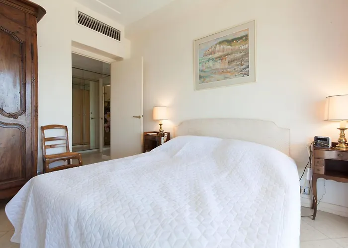 Daire Sea View 95m With Large Terrace Croisette *